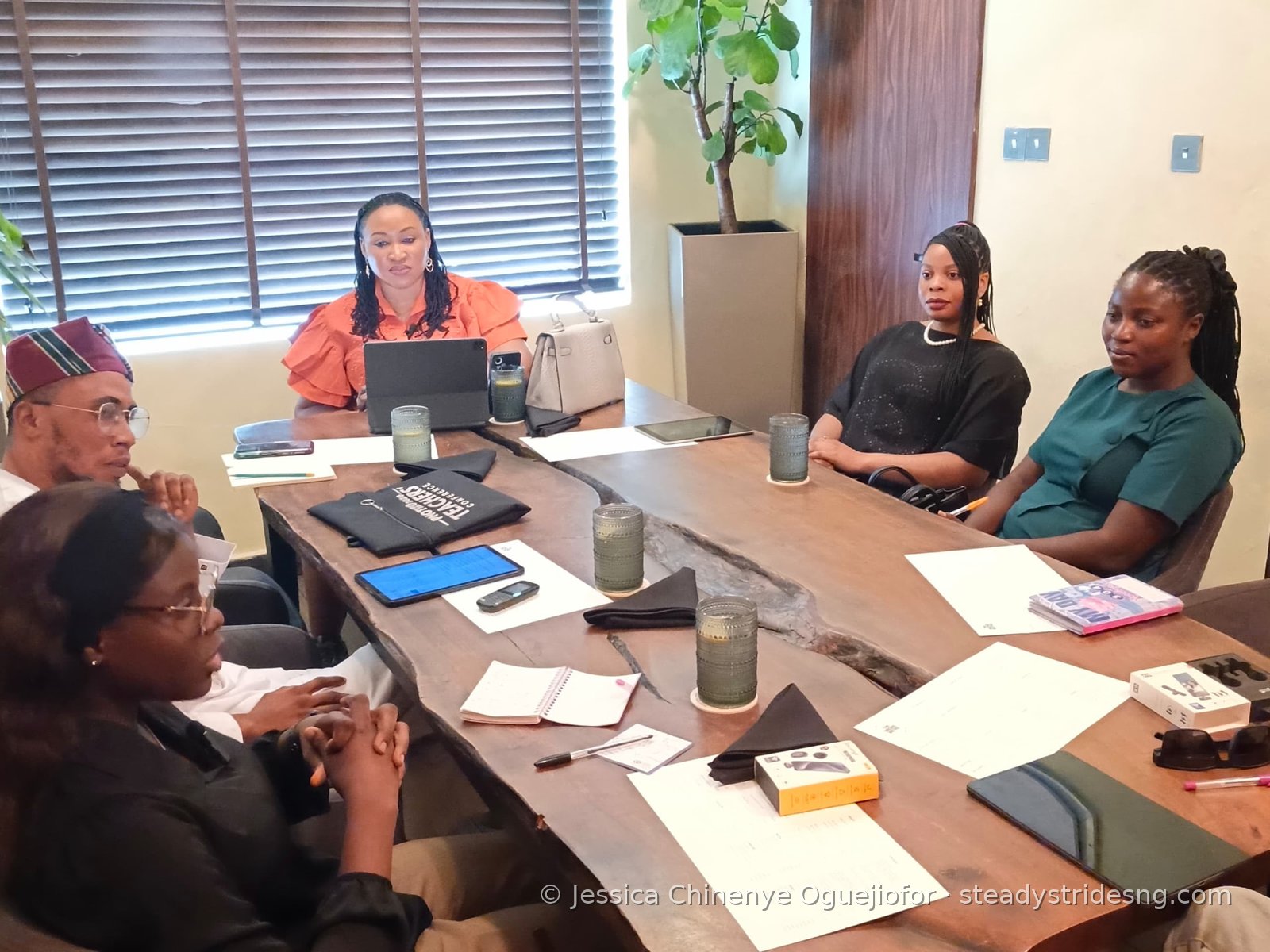 The full room in conversation at the WiN Afrika Breakfast Meeting in Lagos